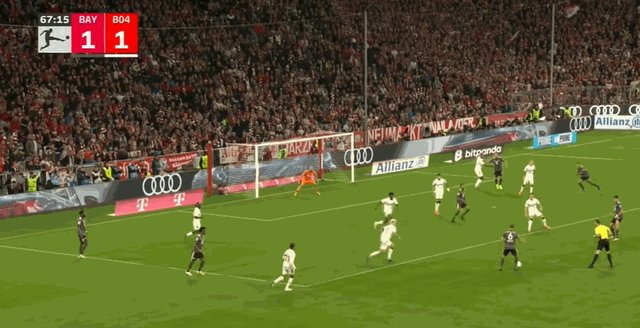 1727550054351094711.gif 基米希.gif