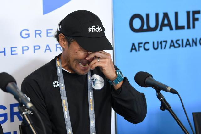 开云平台-北马里亚纳主帅泪洒发布会 为外界误解感到委屈