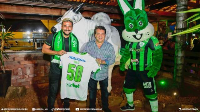 开云平台-洛国富新球衣名“Luo GF”：我喜欢这个名字的意思